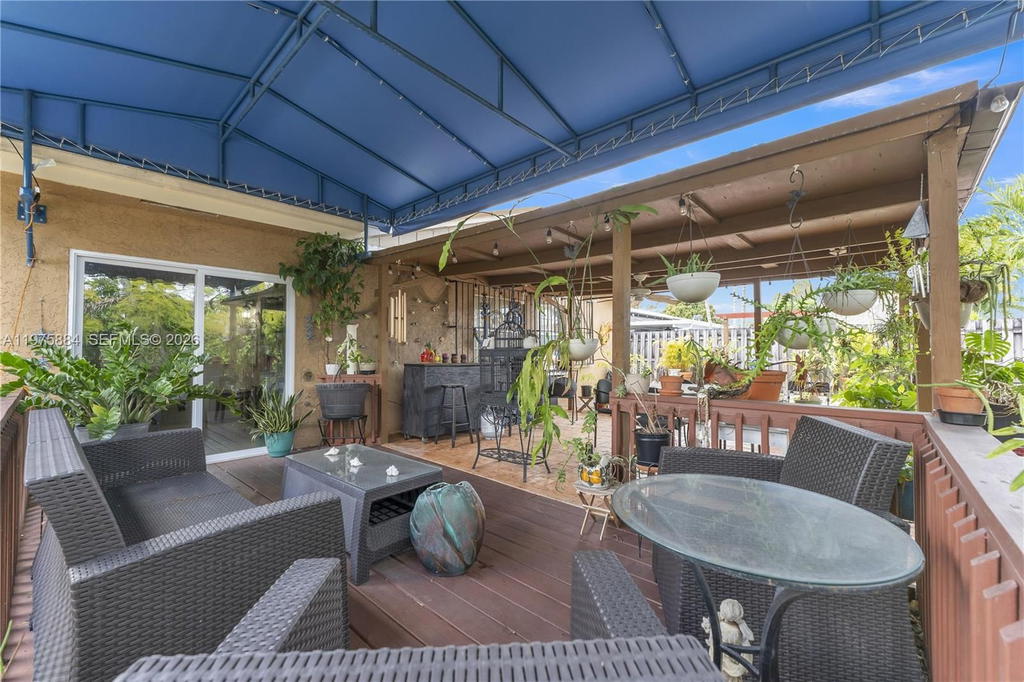 Real estate property located at 7811 47th St, Broward, City Of Lauderhill Sec 1, Lauderhill, FL