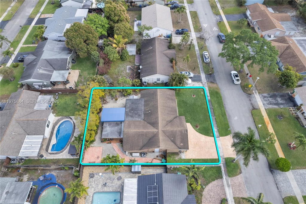 Real estate property located at 7811 47th St, Broward, City Of Lauderhill Sec 1, Lauderhill, FL