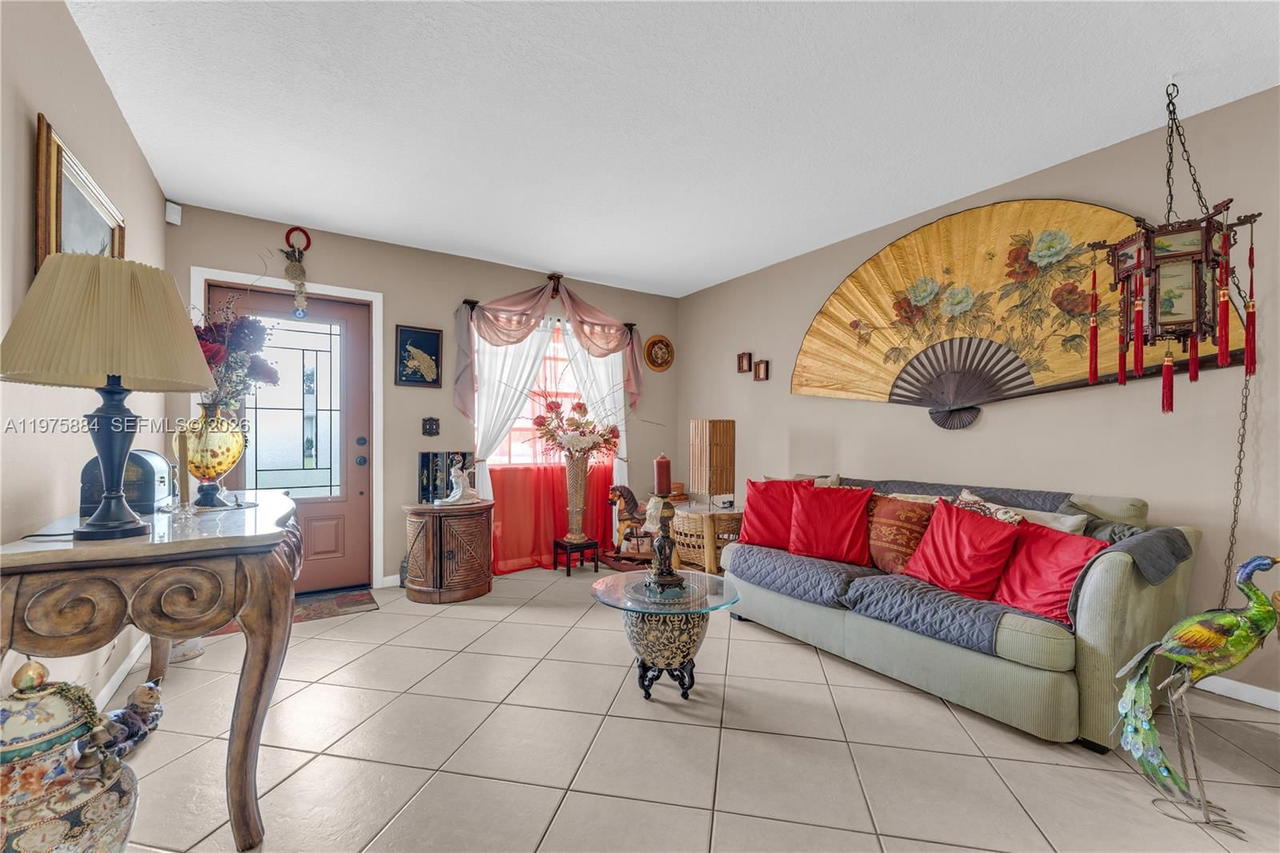 Real estate property located at 7811 47th St, Broward, City Of Lauderhill Sec 1, Lauderhill, FL