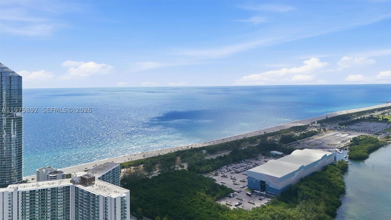 Real estate property located at 100 Bayview Dr #1106, Miami-dade, Arlen House East Condo, Sunny Isles Beach, FL