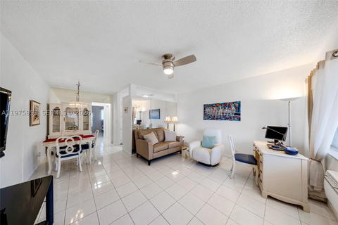 Real estate property located at 1015 11th Ave #5K, Broward, Rolen Lake Gardens Co-op, Hallandale Beach, FL