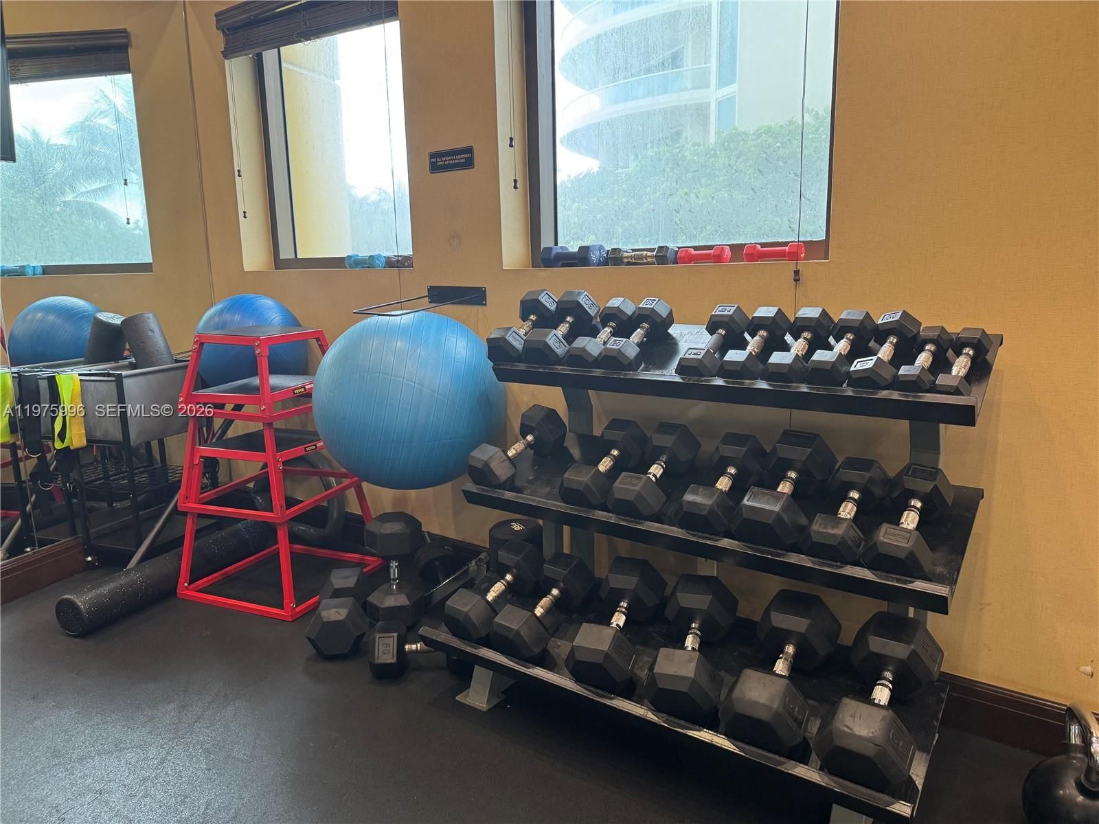 Real estate property located at 16275 Collins Ave #904, Miami-dade, Sayan Condo, Sunny Isles Beach, FL