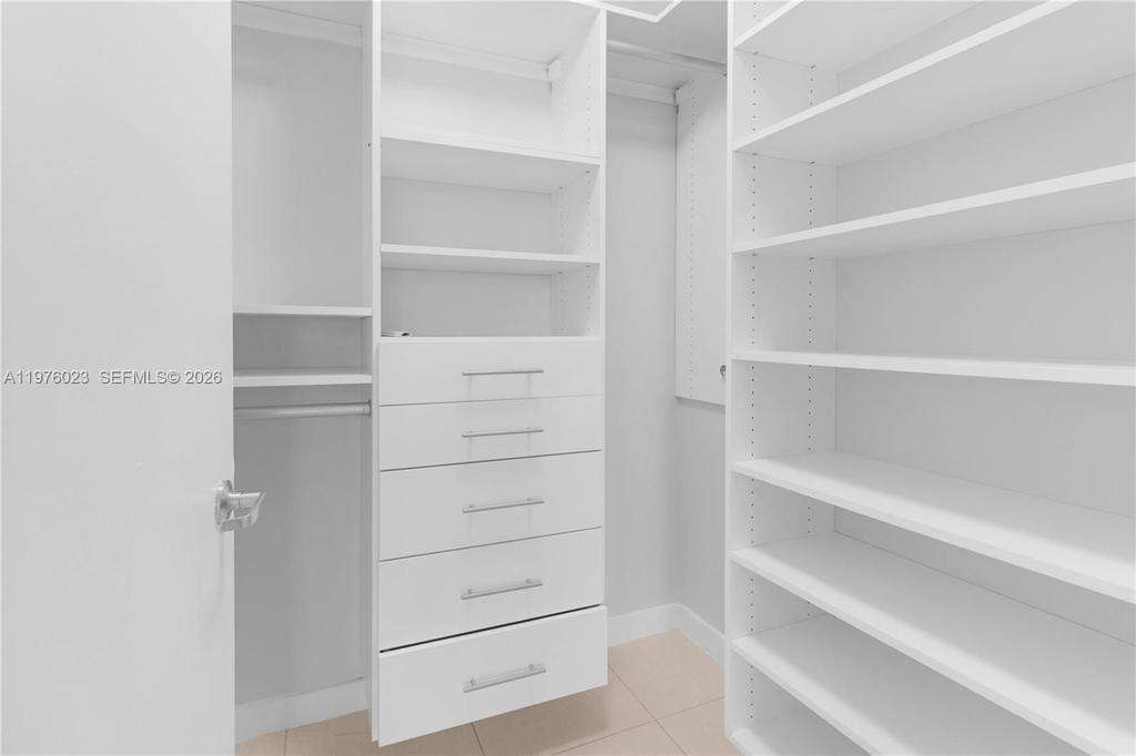 Real estate property located at 3301 1st Ave H1506, Miami-dade, Four Midtown Miami Condo, Miami, FL
