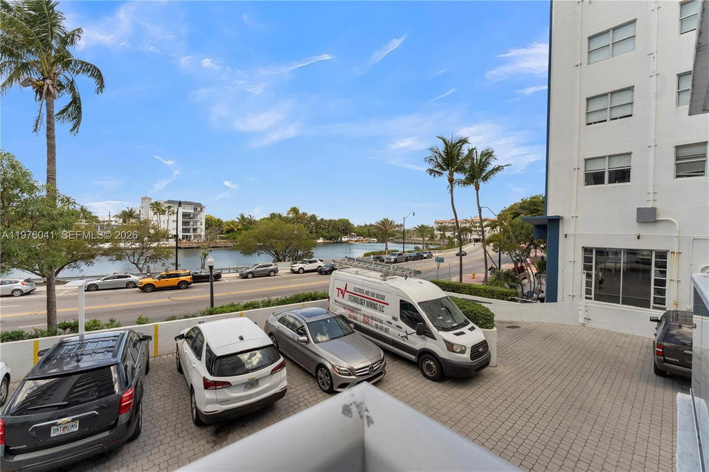 Real estate property located at 2457 Collins Ave #201, Miami-dade, The Royal Club Condo, Miami Beach, FL