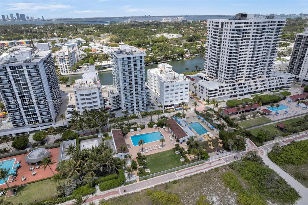Real estate property located at 2457 Collins Ave #201, Miami-dade, The Royal Club Condo, Miami Beach, FL