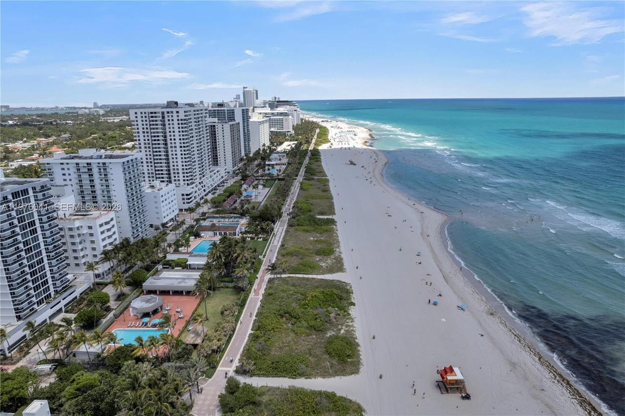 Real estate property located at 2457 Collins Ave #201, Miami-dade, The Royal Club Condo, Miami Beach, FL