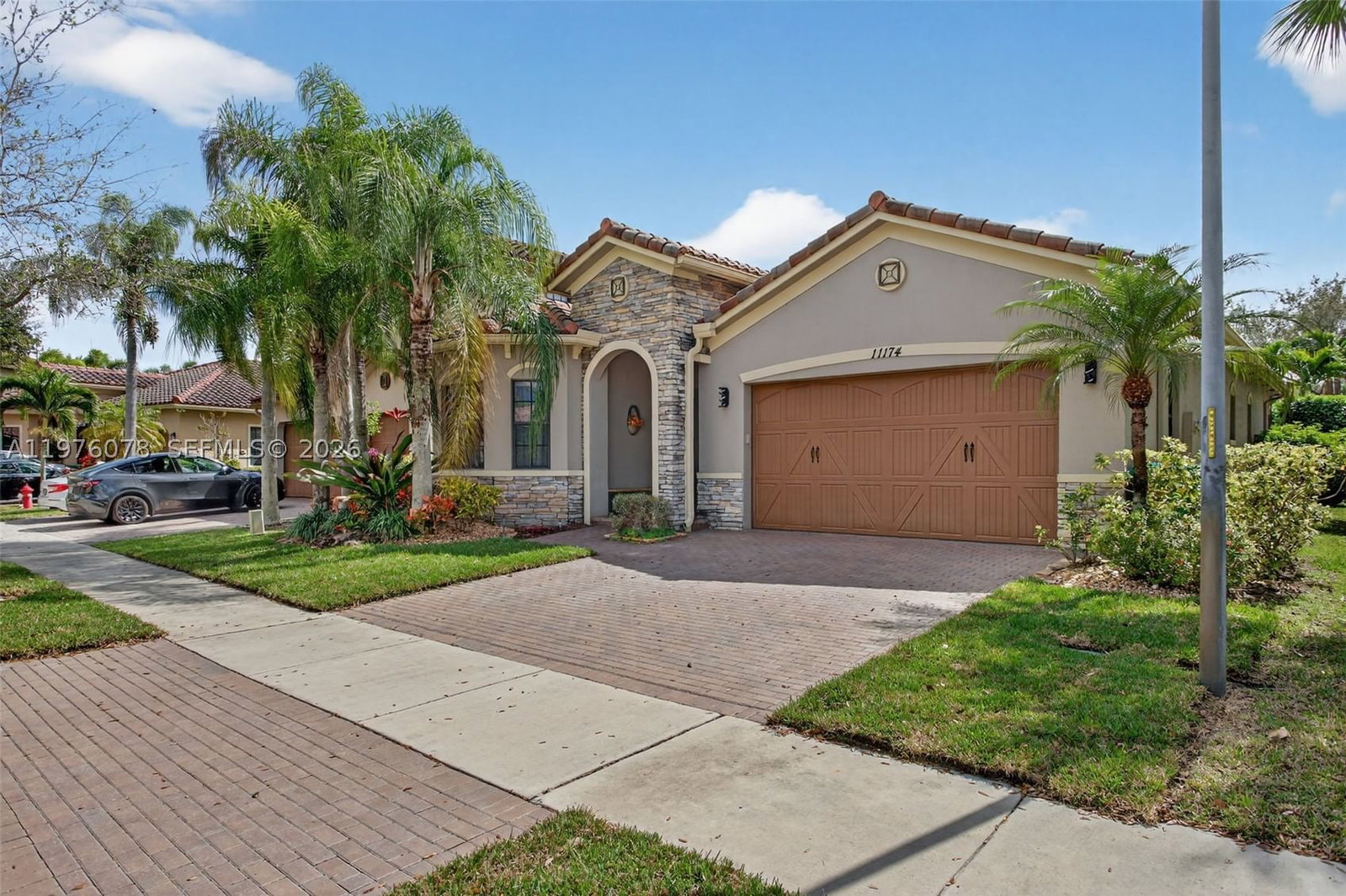 Real estate property located at 11174 72nd Pl, Broward, Parkland Village Replat O, Parkland, FL