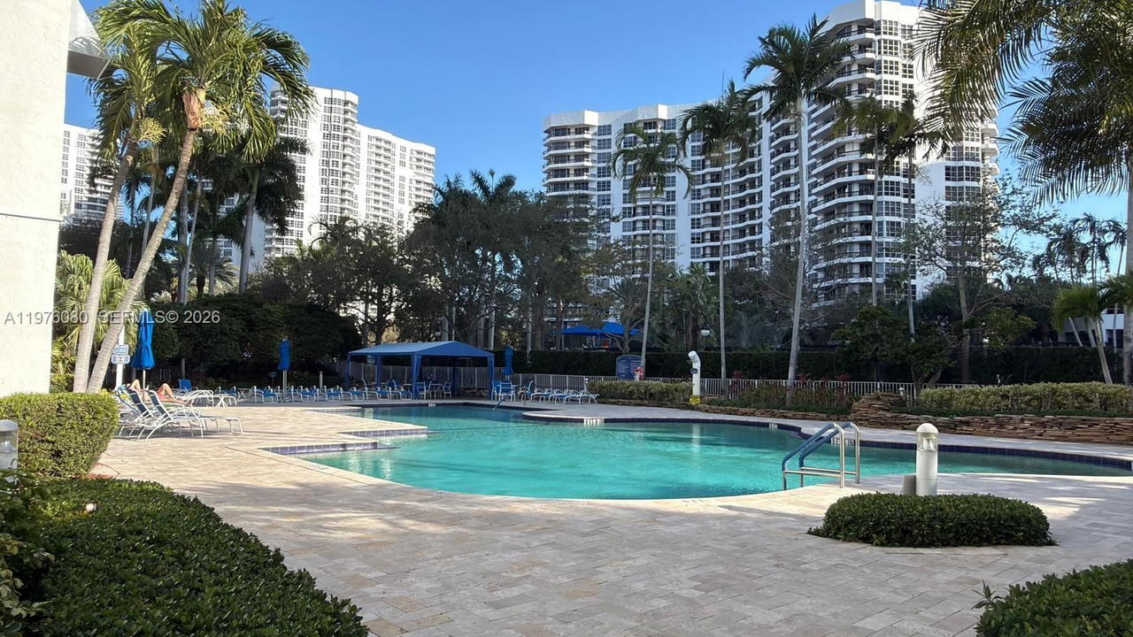 Real estate property located at , Miami-dade, Mystic Pointe Tower 400 C, Aventura, FL