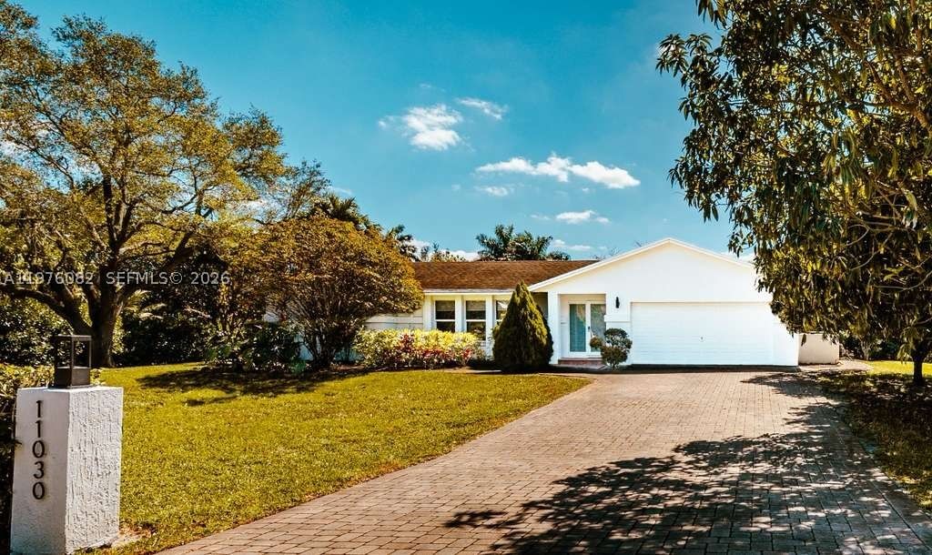 Real estate property located at 11030 42nd Ct, Broward, Lawson Isles, Davie, FL
