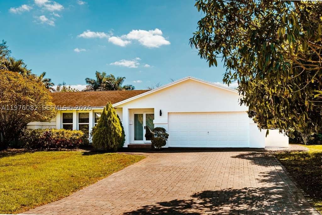 Real estate property located at 11030 42nd Ct, Broward, Lawson Isles, Davie, FL