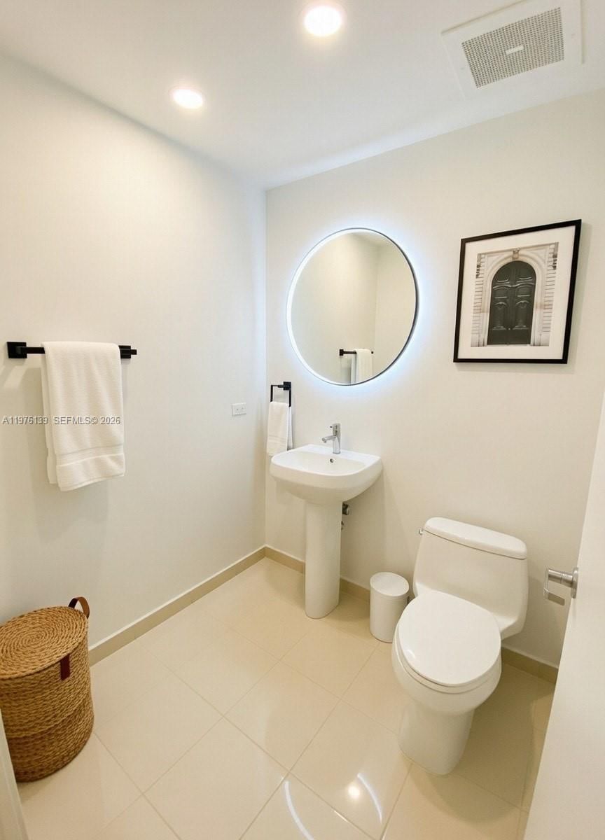 Real estate property located at 3301 1st Ave H1608, Miami-dade, Four Midtown Miami Condo, Miami, FL