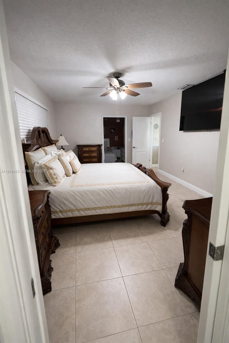 Real estate property located at 3500 128th Ave, Miami-dade, J G Heads Farms Unit A, Miami, FL