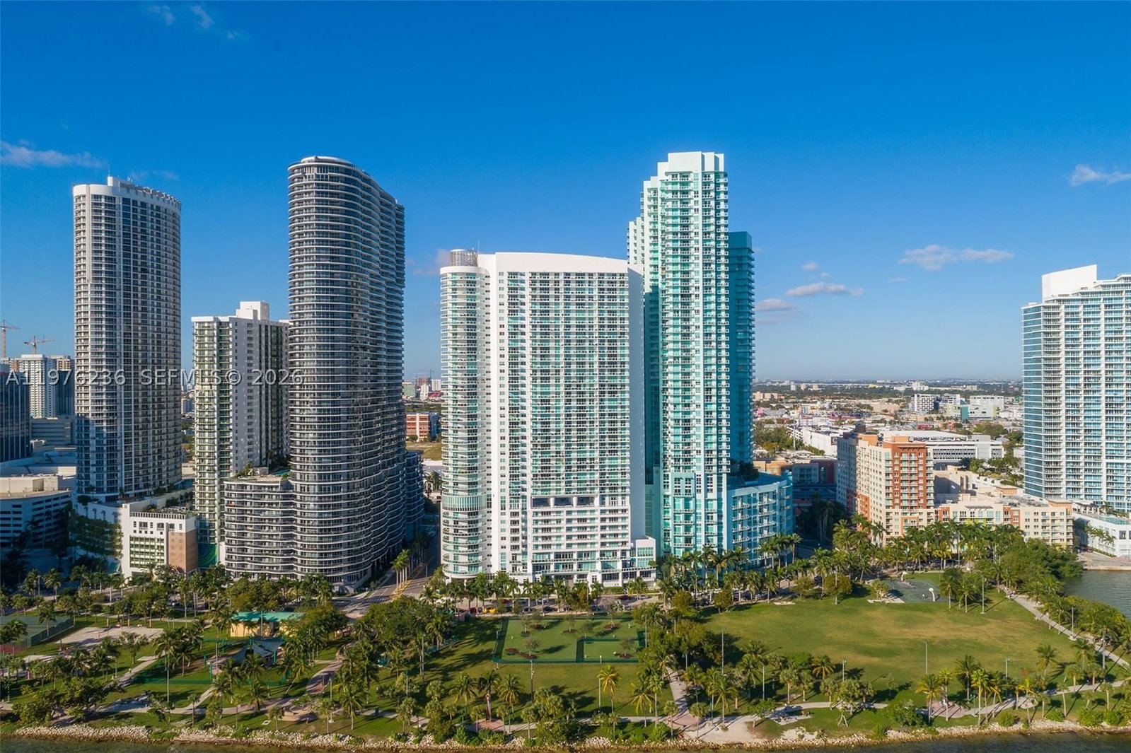 Real estate property located at 1900 Bayshore Dr #2512, Miami-dade, Quantum On The Bay Condo, Miami, FL