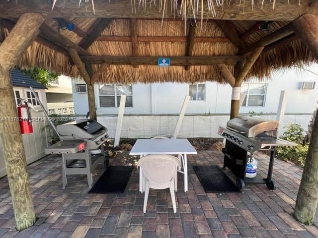 Real estate property located at 4228 Ocean Dr #17, Broward, French Leave West Condo, Lauderdale By The Sea, FL