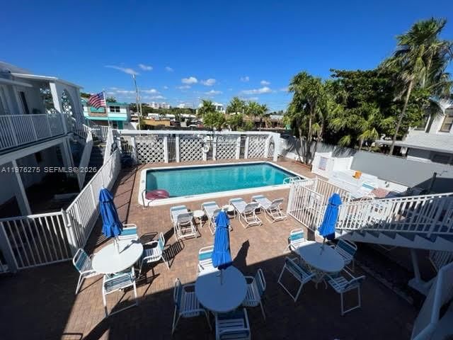Real estate property located at 4228 Ocean Dr #17, Broward, French Leave West Condo, Lauderdale By The Sea, FL