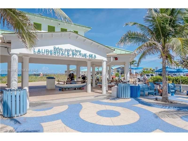 Real estate property located at 4228 Ocean Dr #17, Broward, French Leave West Condo, Lauderdale By The Sea, FL