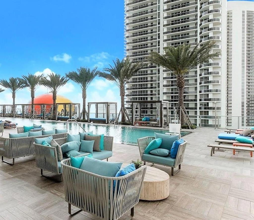 Real estate property located at 4111 Ocean Dr #3704, Broward, 4111 South Ocean Drive Co, Hollywood, FL