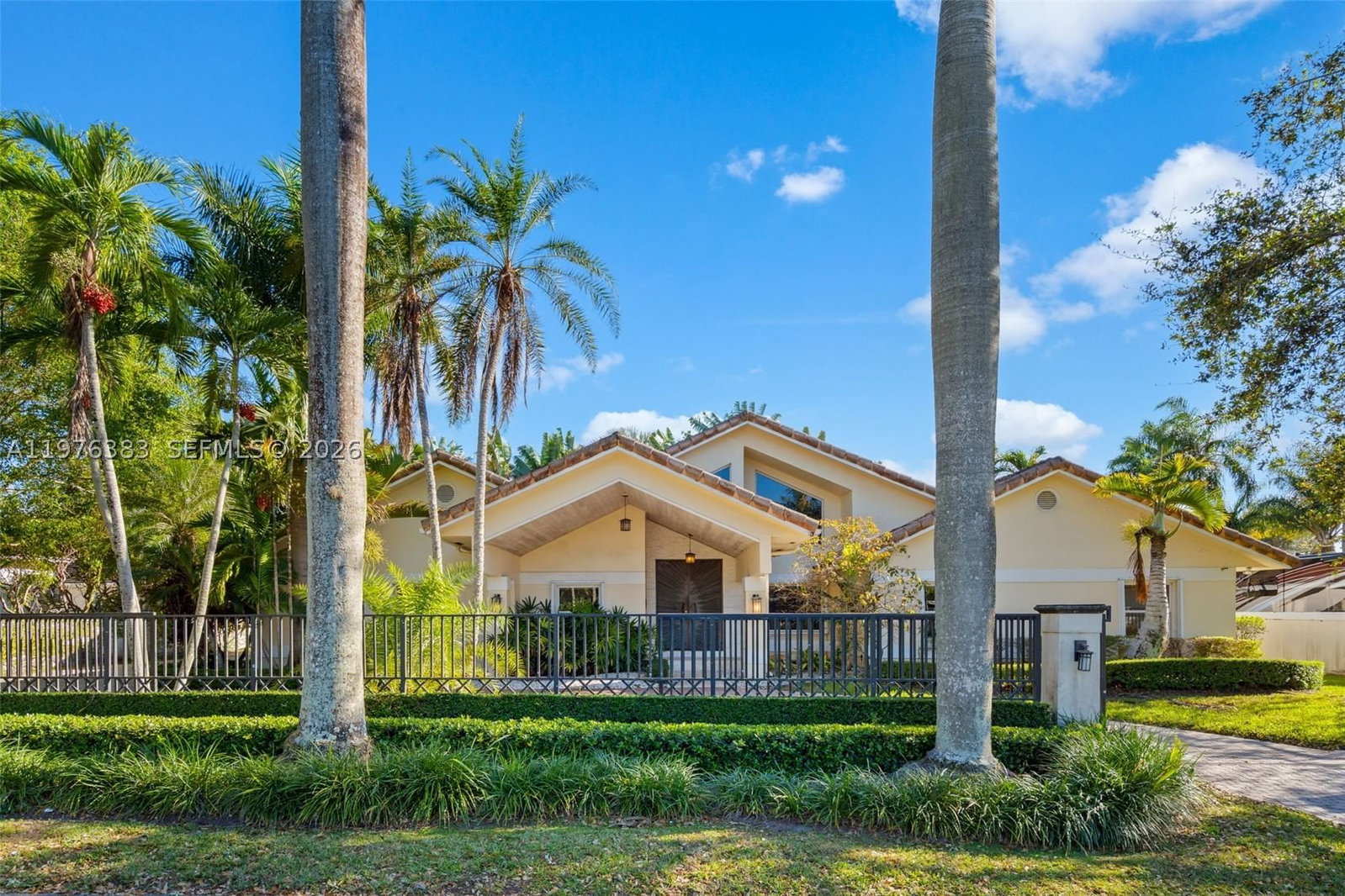 Real estate property located at 9930 145th St, Miami-dade, Jacare Sub, Miami, FL