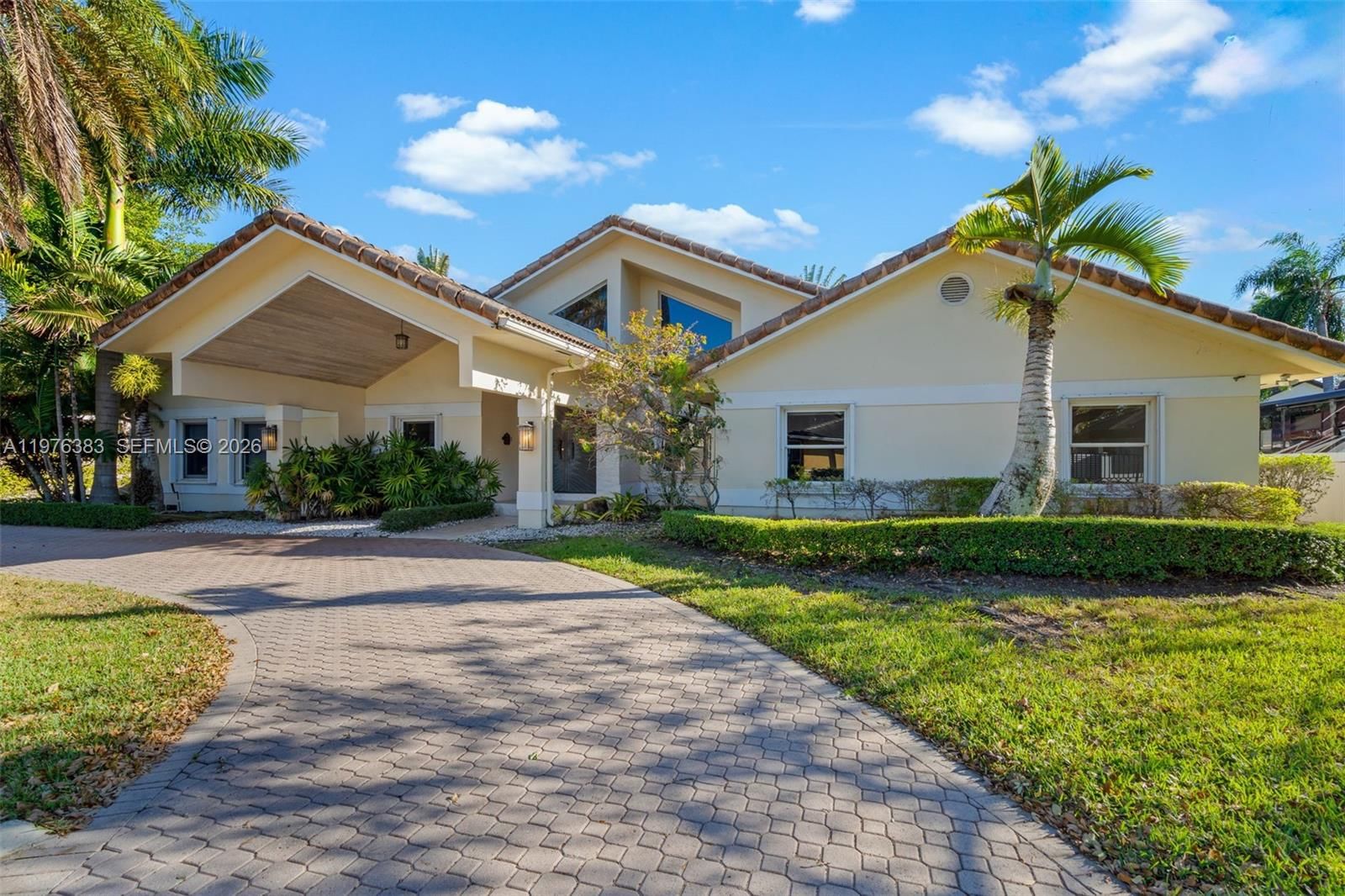 Real estate property located at 9930 145th St, Miami-dade, Jacare Sub, Miami, FL