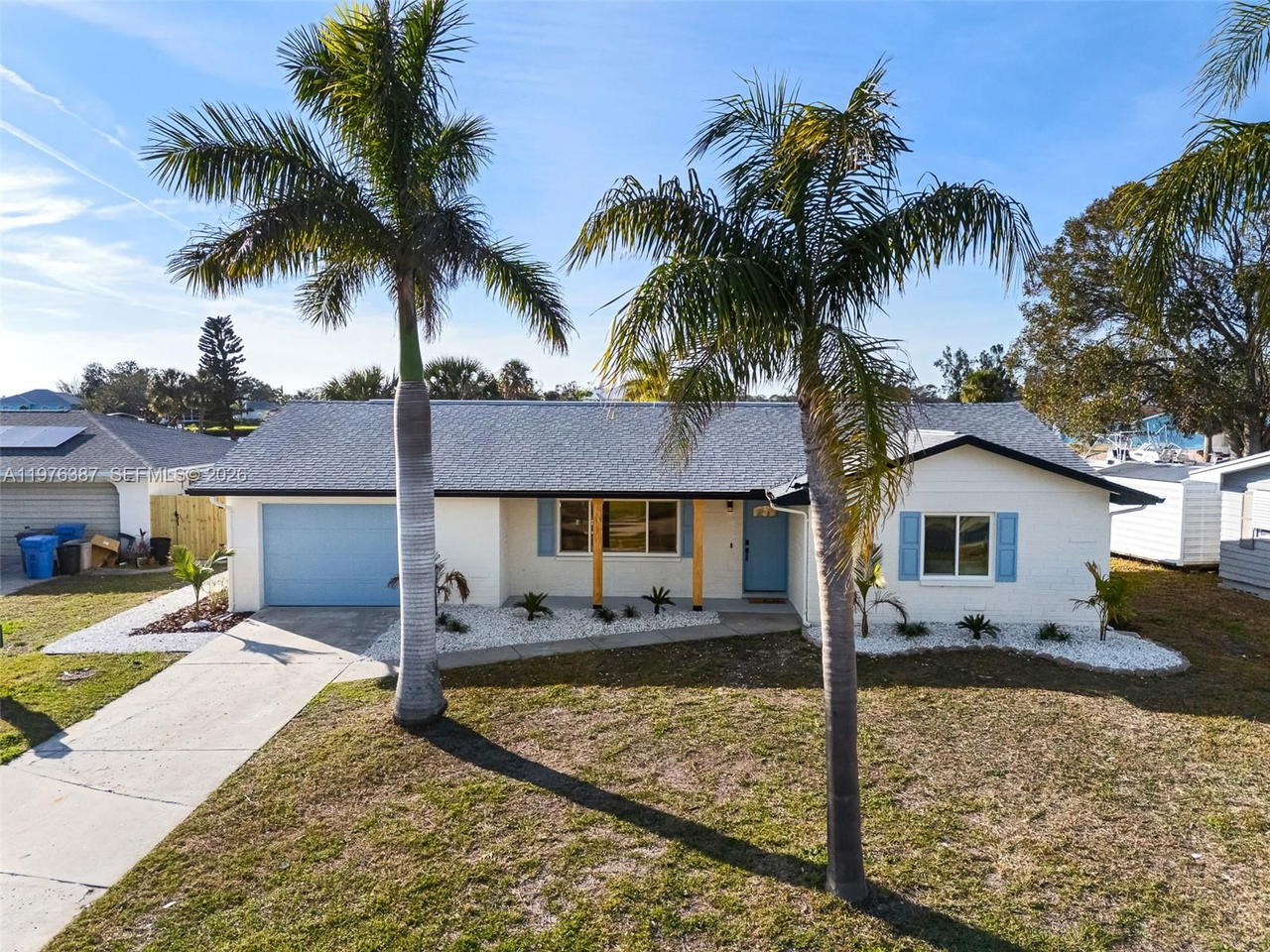 Real estate property located at 105 12th St SW, Hillsborough, Sable Cove Unit 2, Other, FL