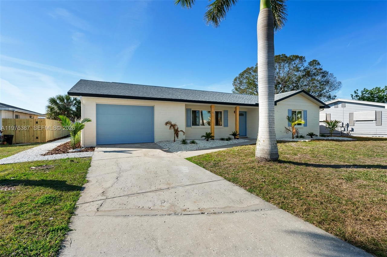 Real estate property located at 105 12th St SW, Hillsborough, Sable Cove Unit 2, Other, FL