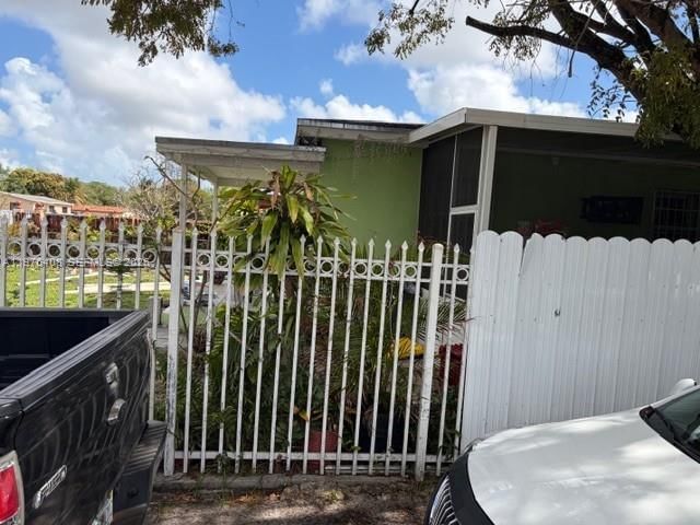 Real estate property located at 2994 101st St, Miami-dade, The Tropics Amd, Miami, FL