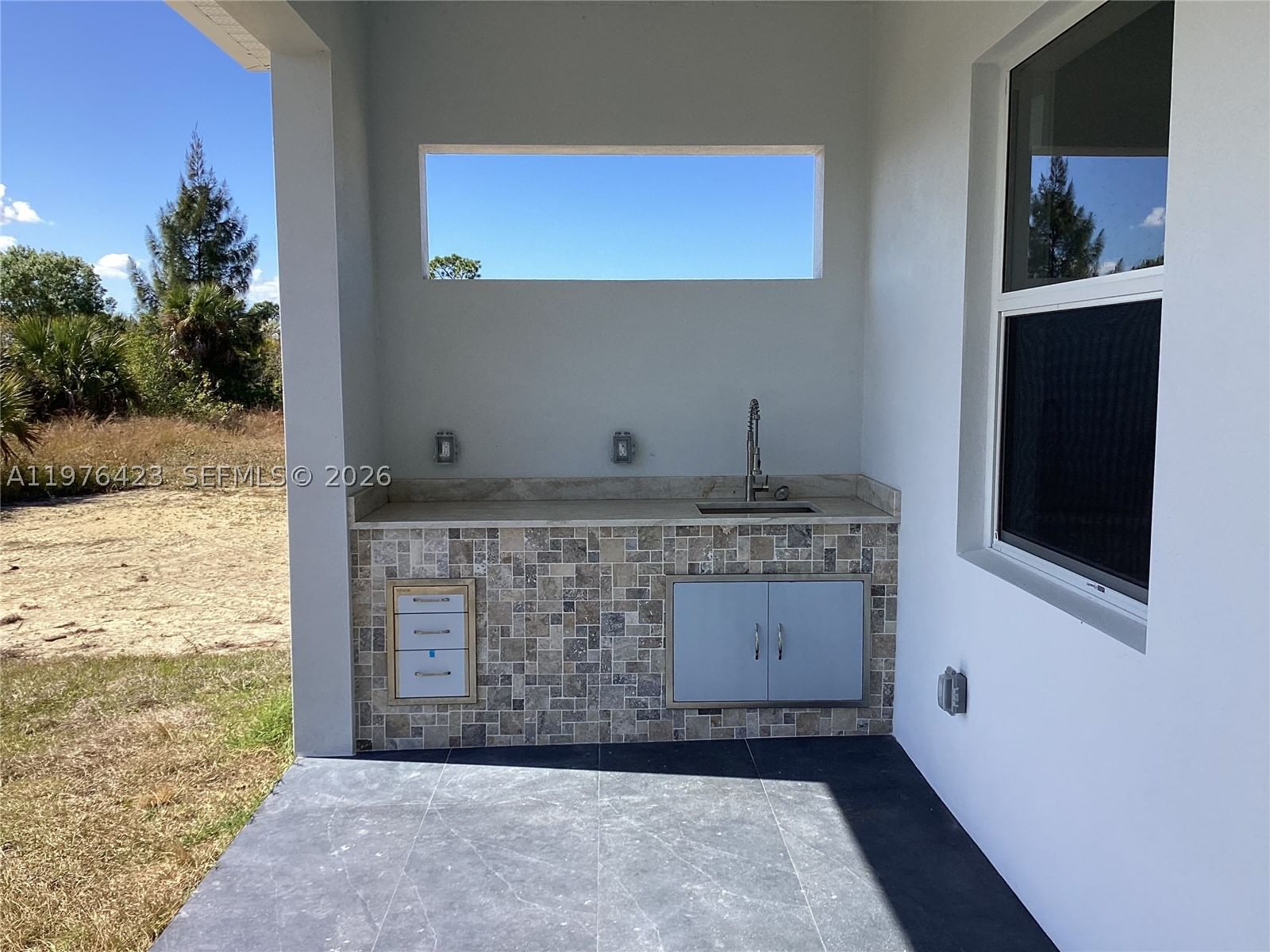 Real estate property located at 1120 32nd LN, Lee, Cape Coral, Cape Coral, FL