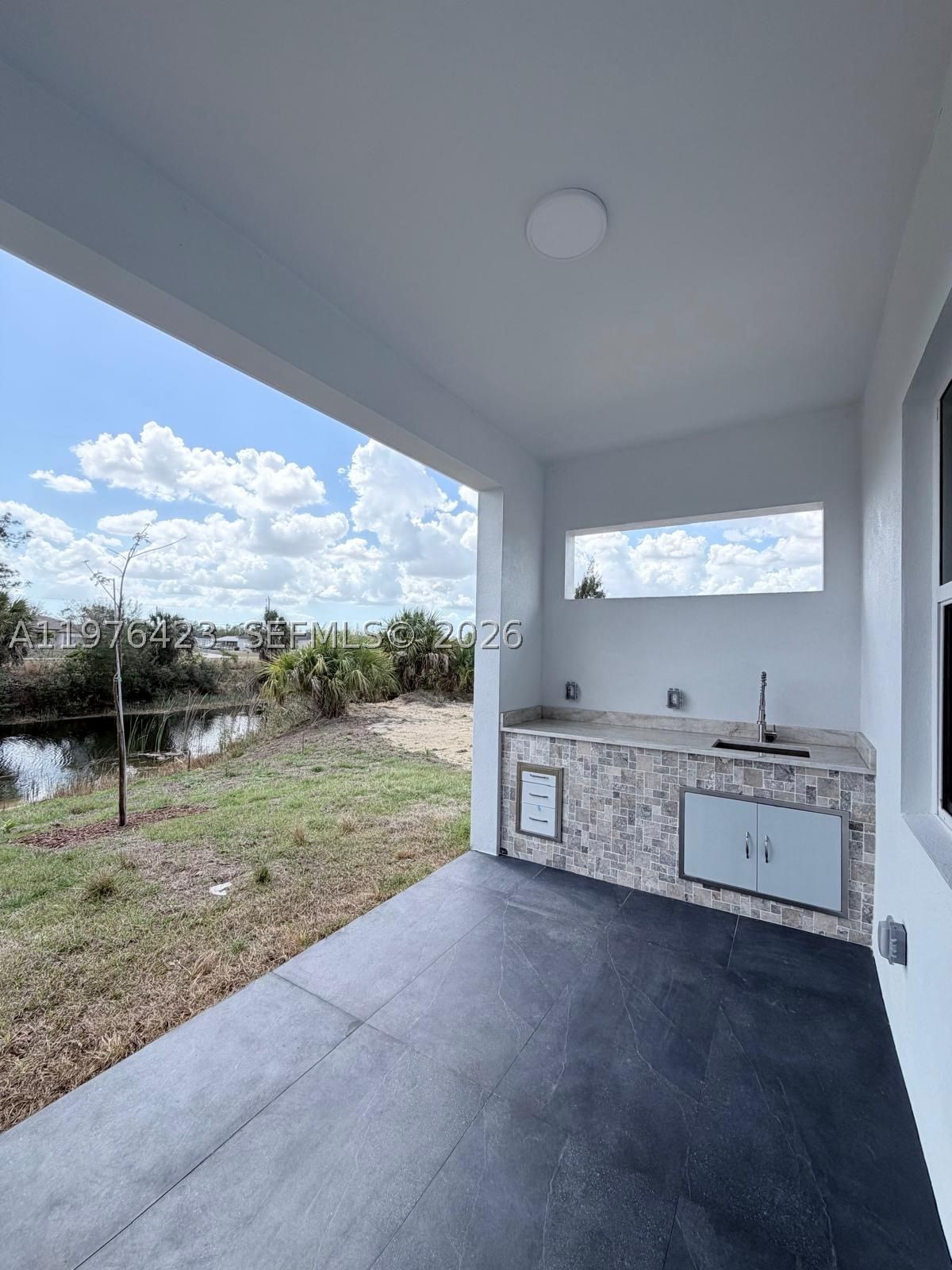 Real estate property located at 1120 32nd LN, Lee, Cape Coral, Cape Coral, FL