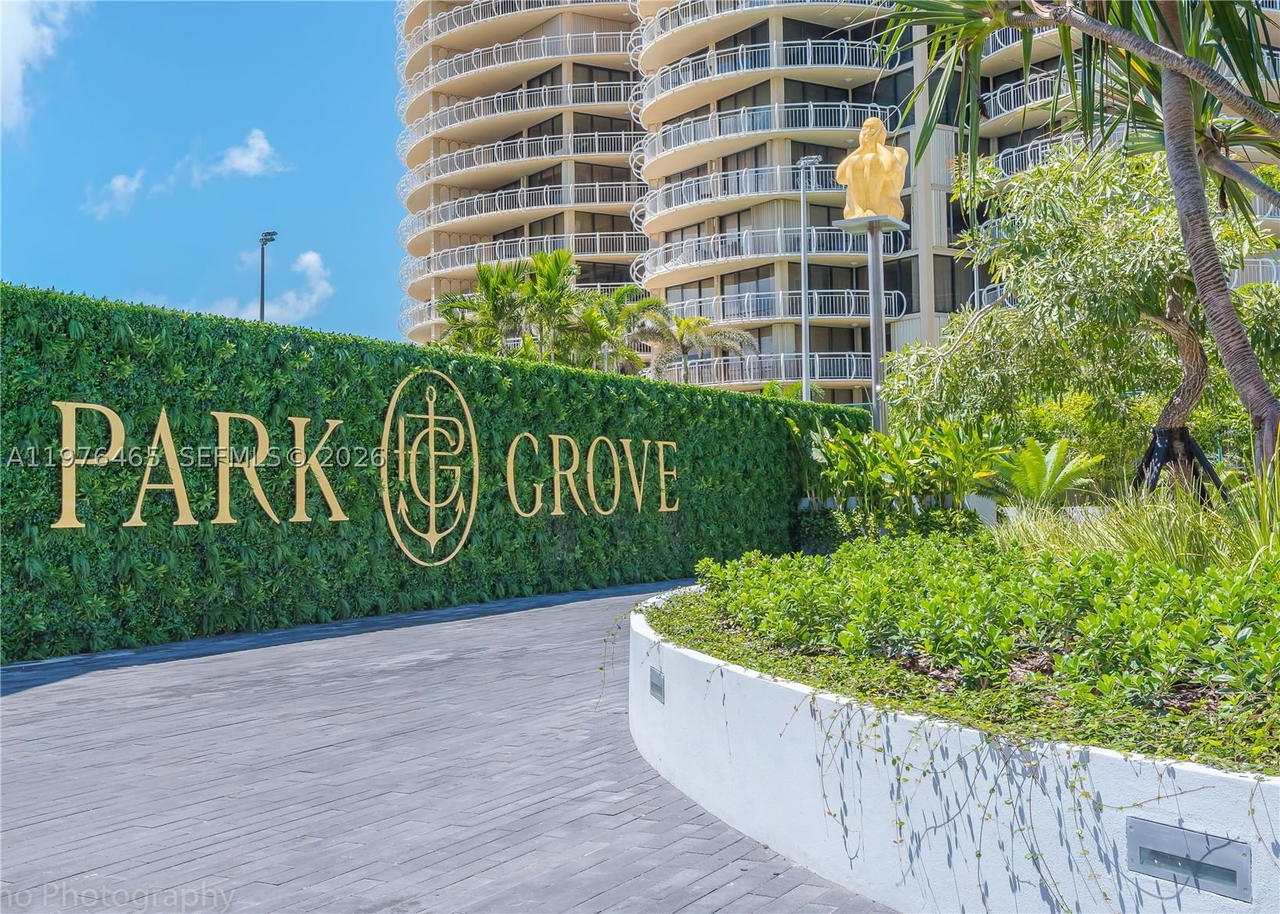 Real estate property located at 2831 Bayshore Dr #808, Miami-dade, Club Residences At Park G, Miami, FL