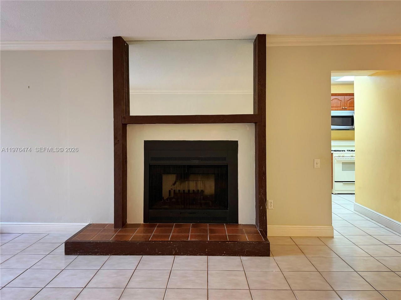 Real estate property located at 6977 115th Pl E33, Miami-dade, Snapper Village Ph 2 Sec, Miami, FL