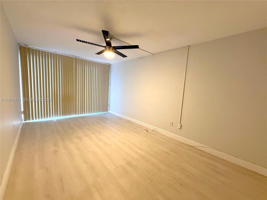 Real estate property located at 6977 115th Pl E33, Miami-dade, Snapper Village Ph 2 Sec, Miami, FL