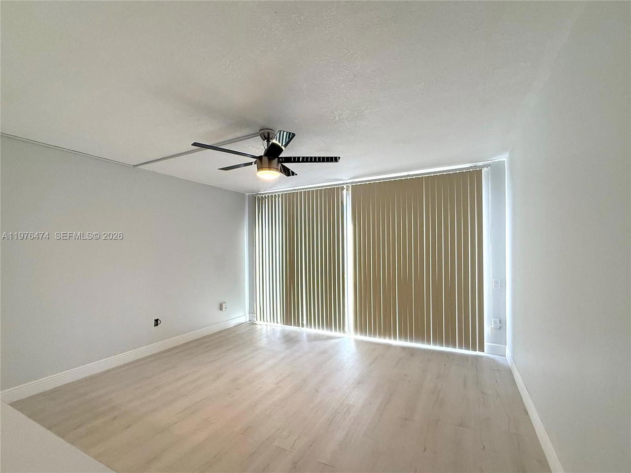 Real estate property located at 6977 115th Pl E33, Miami-dade, Snapper Village Ph 2 Sec, Miami, FL