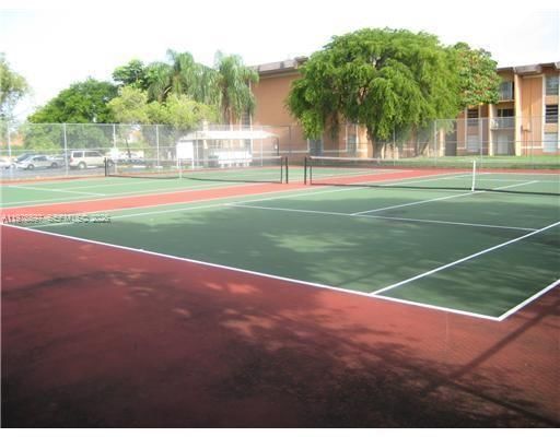 Real estate property located at 9493 76th St L4, Miami-dade, Sunset Palms East Condo, Miami, FL