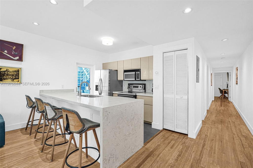 Real estate property located at 1018 Meridian Ave #1, Miami-dade, The Coconut Of South Beach, Miami Beach, FL