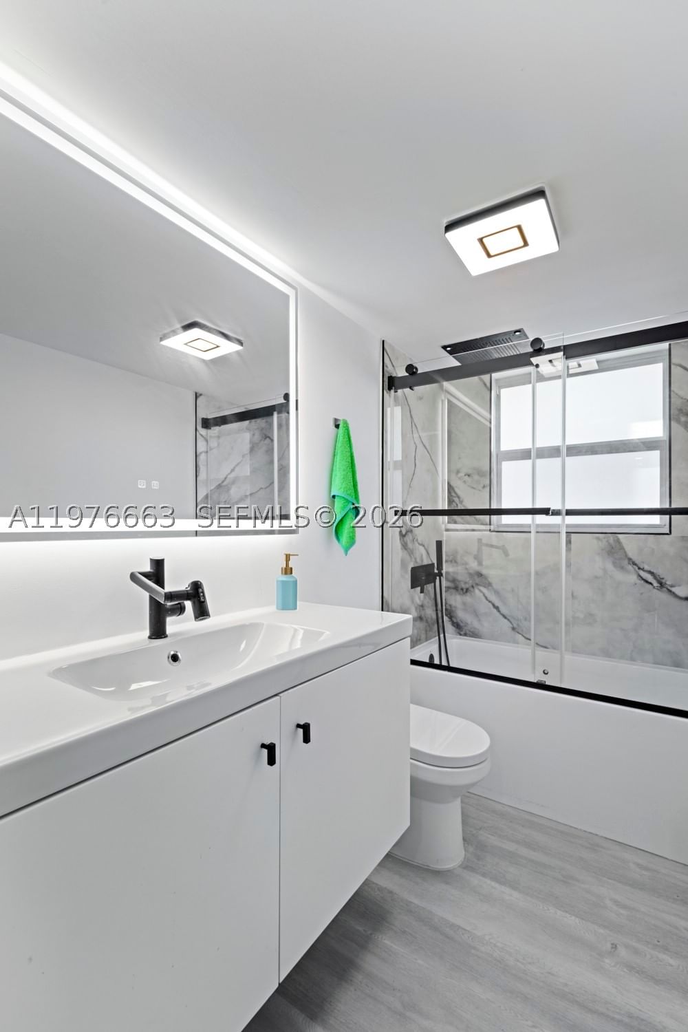 Real estate property located at 137 Golden Isles Dr #305, Broward, Golden Surf Towers Condo, Hallandale Beach, FL
