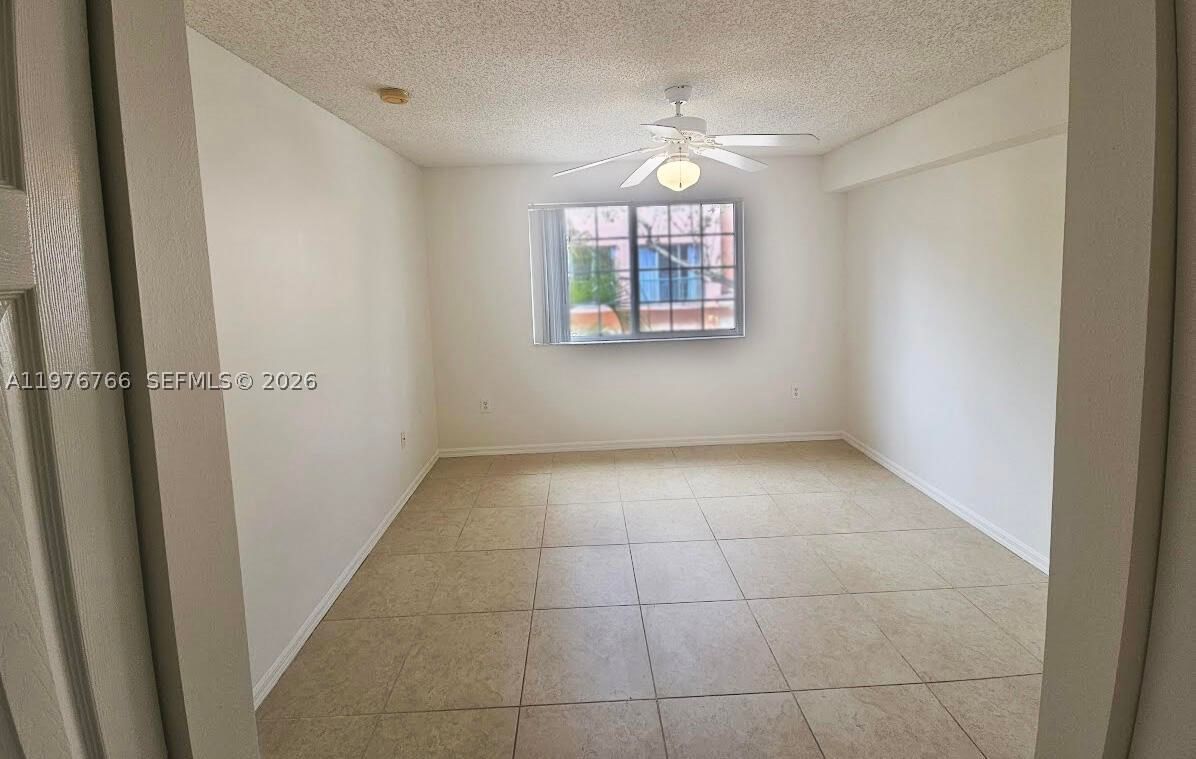 Real estate property located at 2033 10th Ave #614, Broward, Village East Condo, Fort Lauderdale, FL