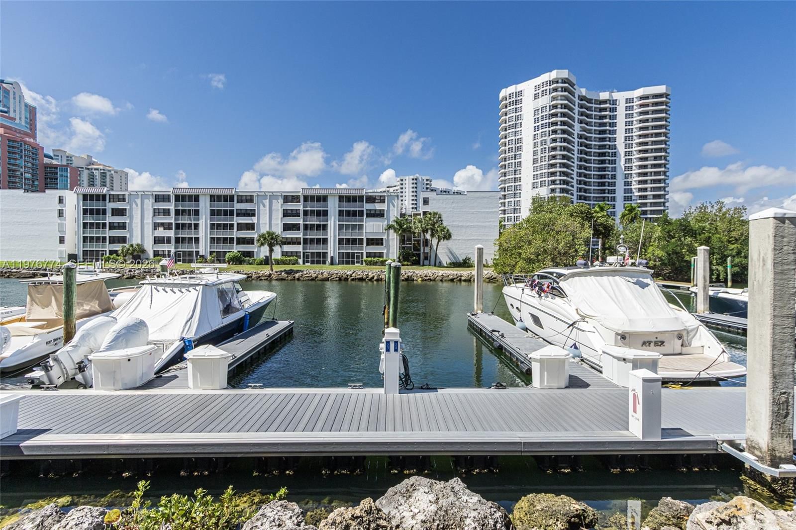 Real estate property located at 3575 Mystic Pointe Dr, Miami-dade, Mystic Pointe Marina Cond, Aventura, FL