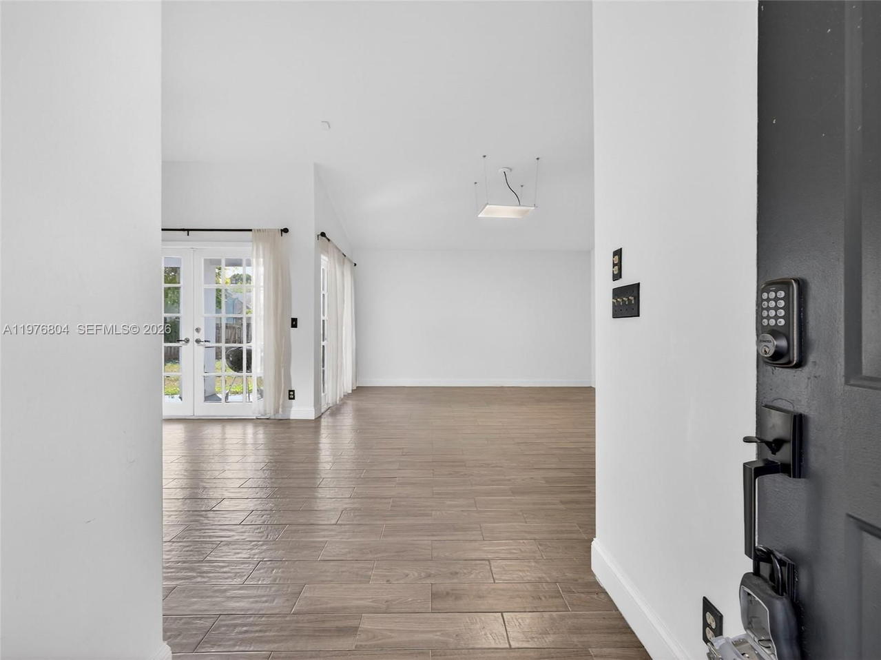 Real estate property located at 336 Ketch Dr, Broward, New River Estates Section, Sunrise, FL