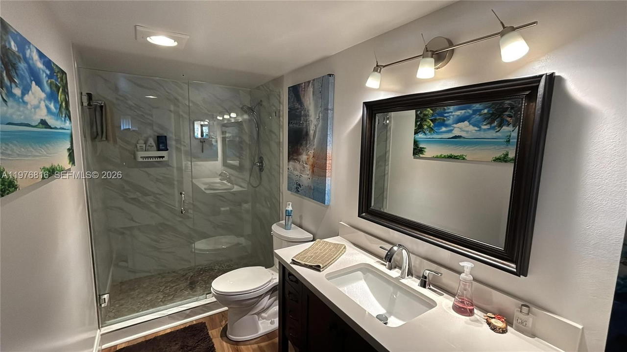 Real estate property located at 5570 44th St #204A, Broward, Inverwood Condo, Lauderhill, FL