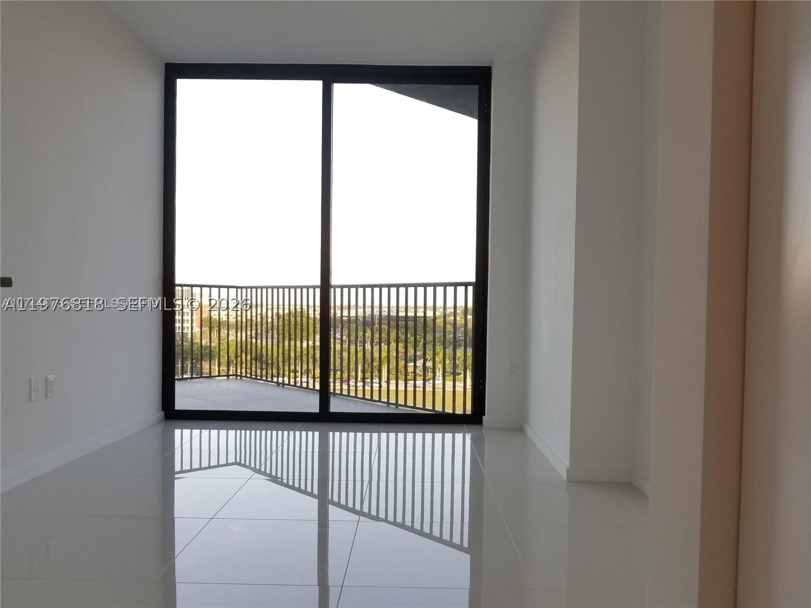 Real estate property located at 5300 PASEO BLVD #1603, Miami-dade, 5300 Paseo Condo, Doral, FL