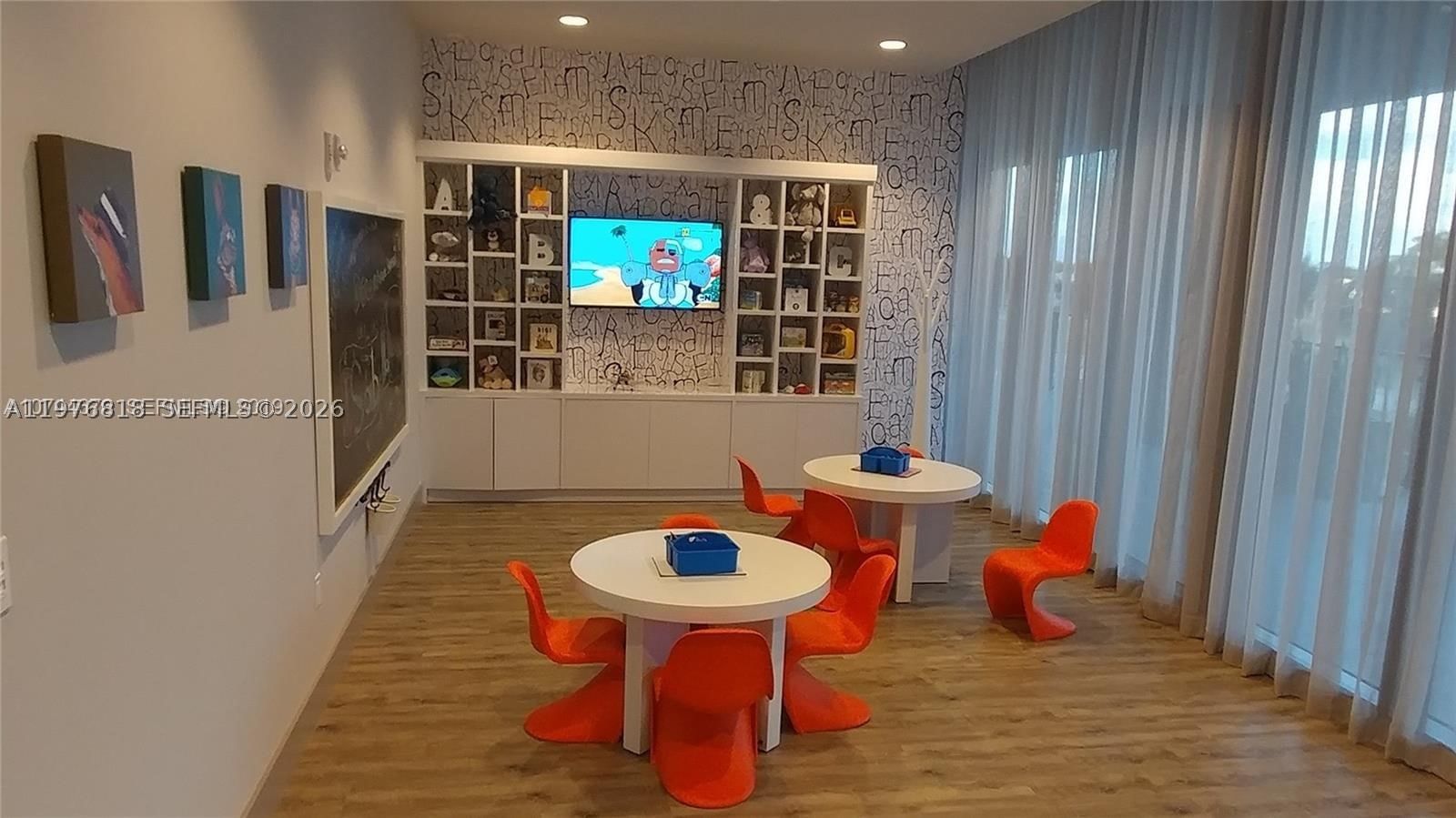 Real estate property located at 5300 PASEO BLVD #1603, Miami-dade, 5300 Paseo Condo, Doral, FL