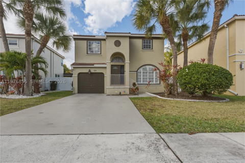 Real estate property located at 324 153rd Ln, Broward, Towngate, Pembroke Pines, FL