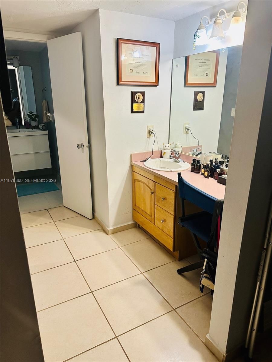 Real estate property located at , Miami-dade, Dadeland Park Condo, Miami, FL