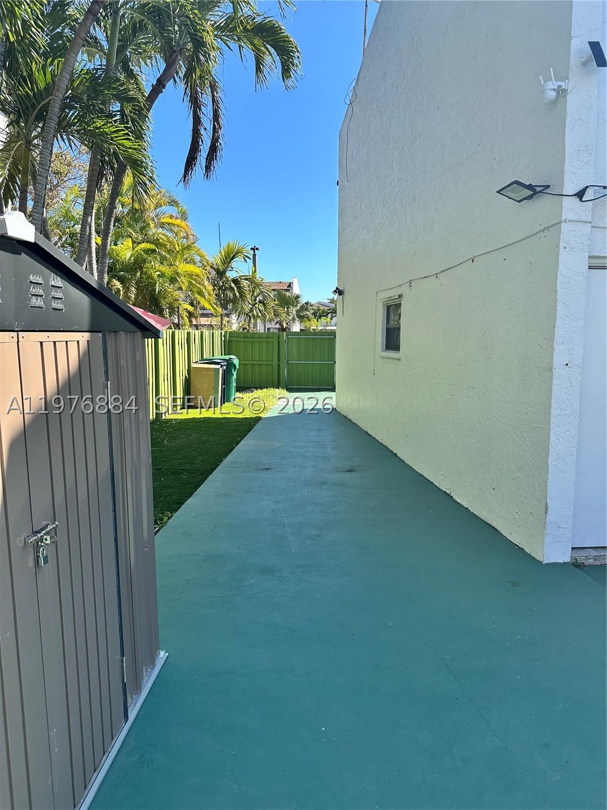 Real estate property located at , Miami-dade, Snapper Creek Townhouse S, Miami, FL