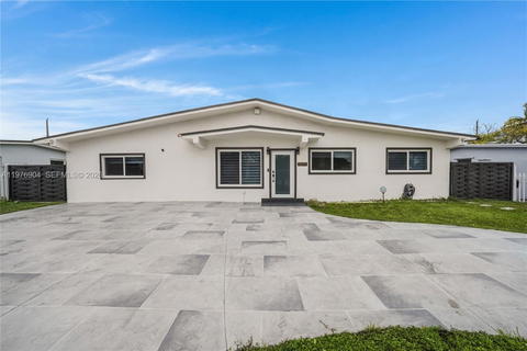 Real estate property located at 5635 13th Ct, Miami-dade, Palm Springs Ests 4th Add, Hialeah, FL