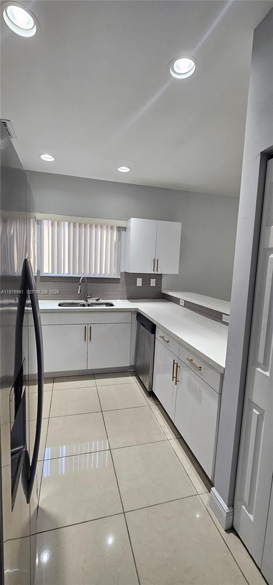 Real estate property located at 3389 4th St, Miami-dade, Emilios Place At Oasis, Homestead, FL