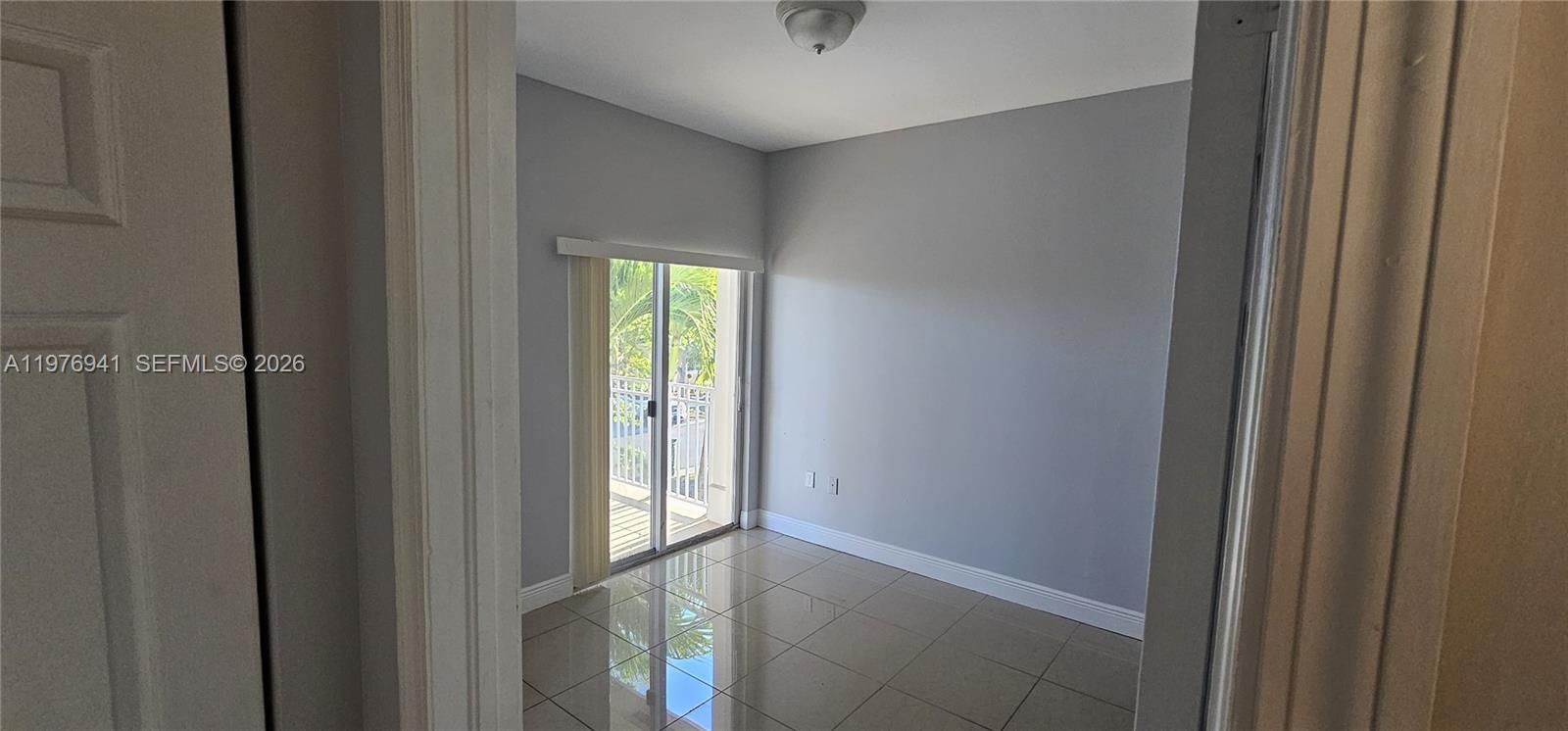 Real estate property located at 3389 4th St, Miami-dade, Emilios Place At Oasis, Homestead, FL