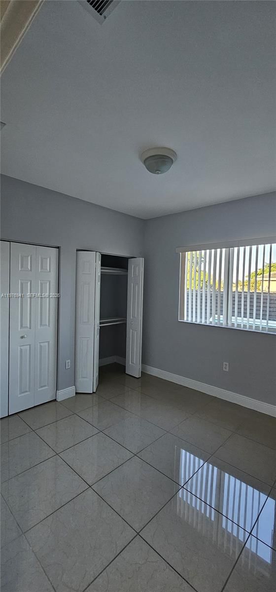 Real estate property located at 3389 4th St, Miami-dade, Emilios Place At Oasis, Homestead, FL