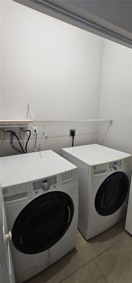 Real estate property located at 3389 4th St, Miami-dade, Emilios Place At Oasis, Homestead, FL