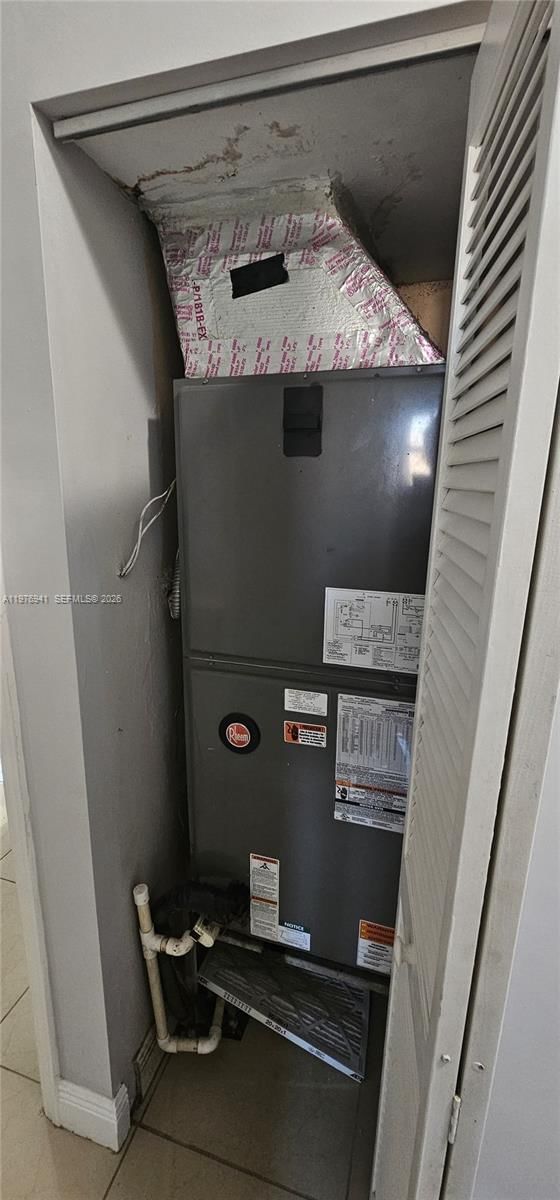 Real estate property located at 3389 4th St, Miami-dade, Emilios Place At Oasis, Homestead, FL